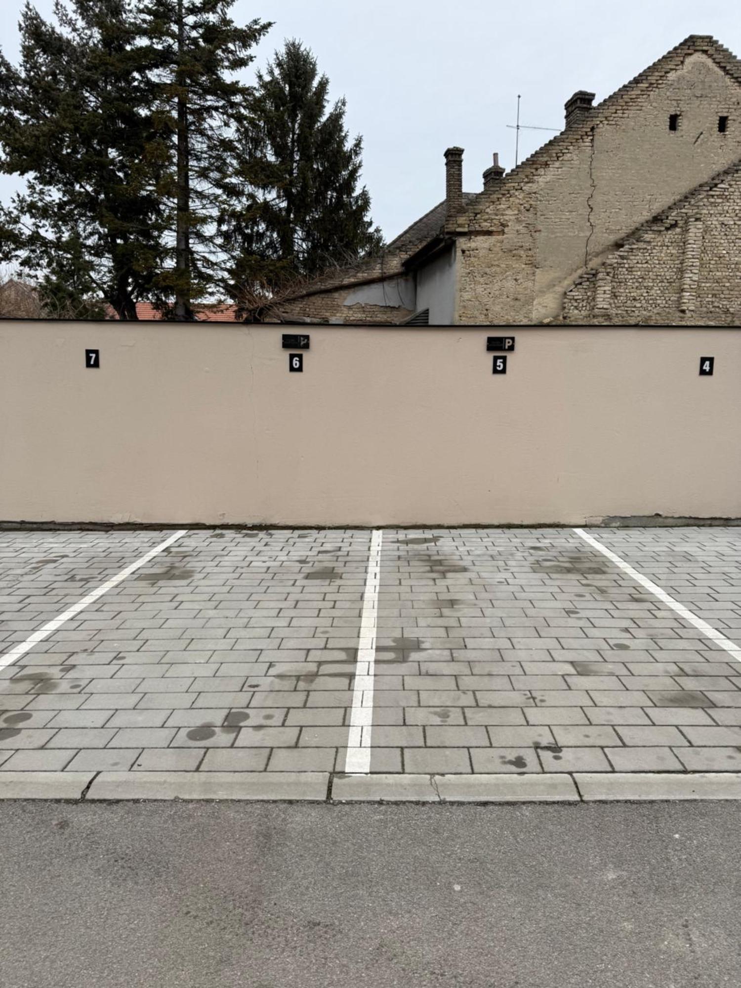 Crown Apartment 3 Subotica Dış mekan fotoğraf